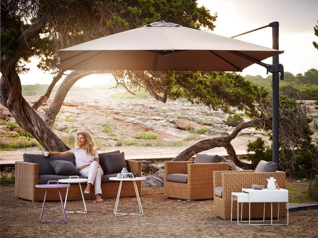 Cane line kampagne chester loungegruppe til haven sofa 2 ...
